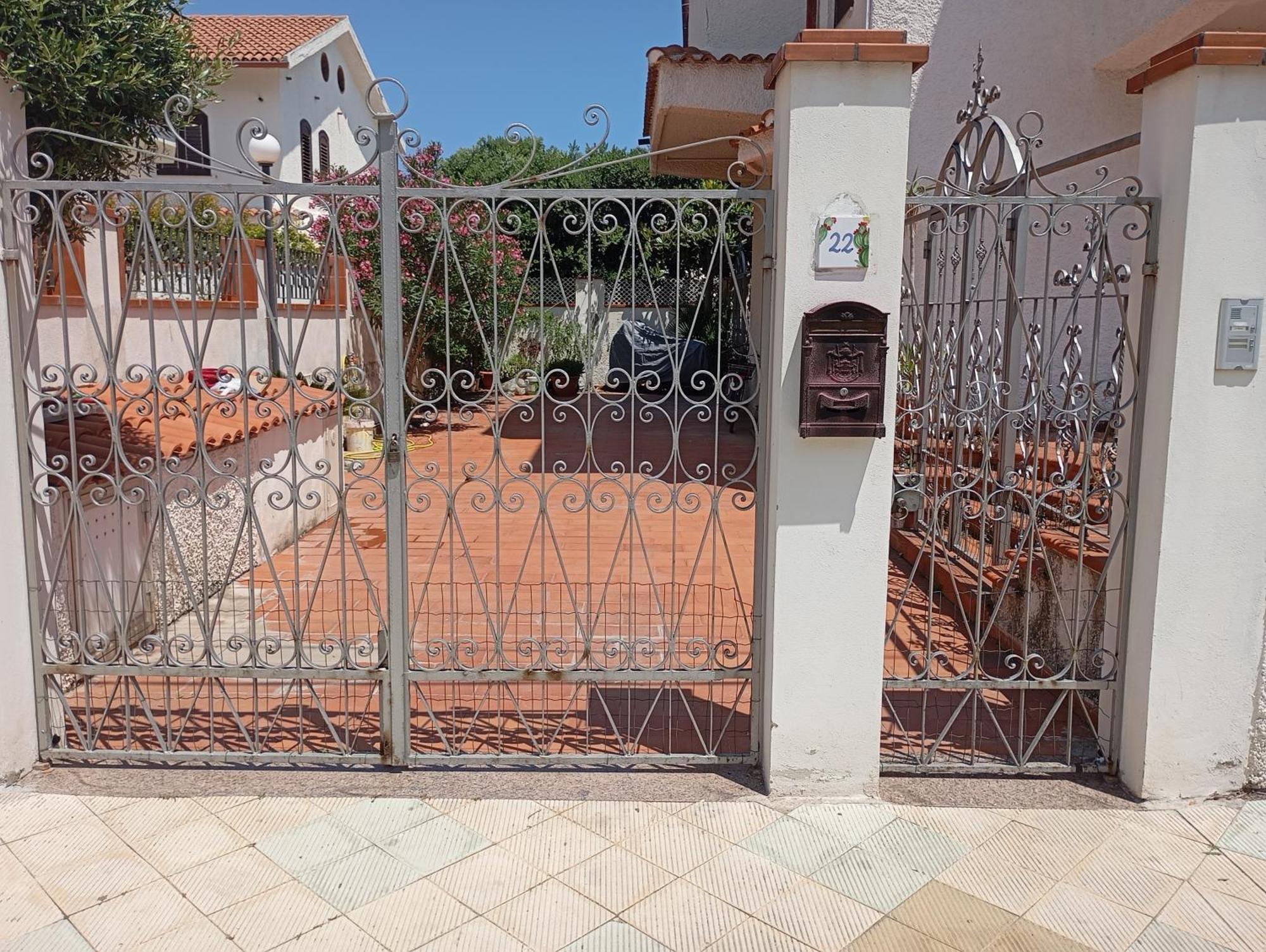 Вилла Mansarda Con Terrazzo Vista Mare Оливери Экстерьер фото